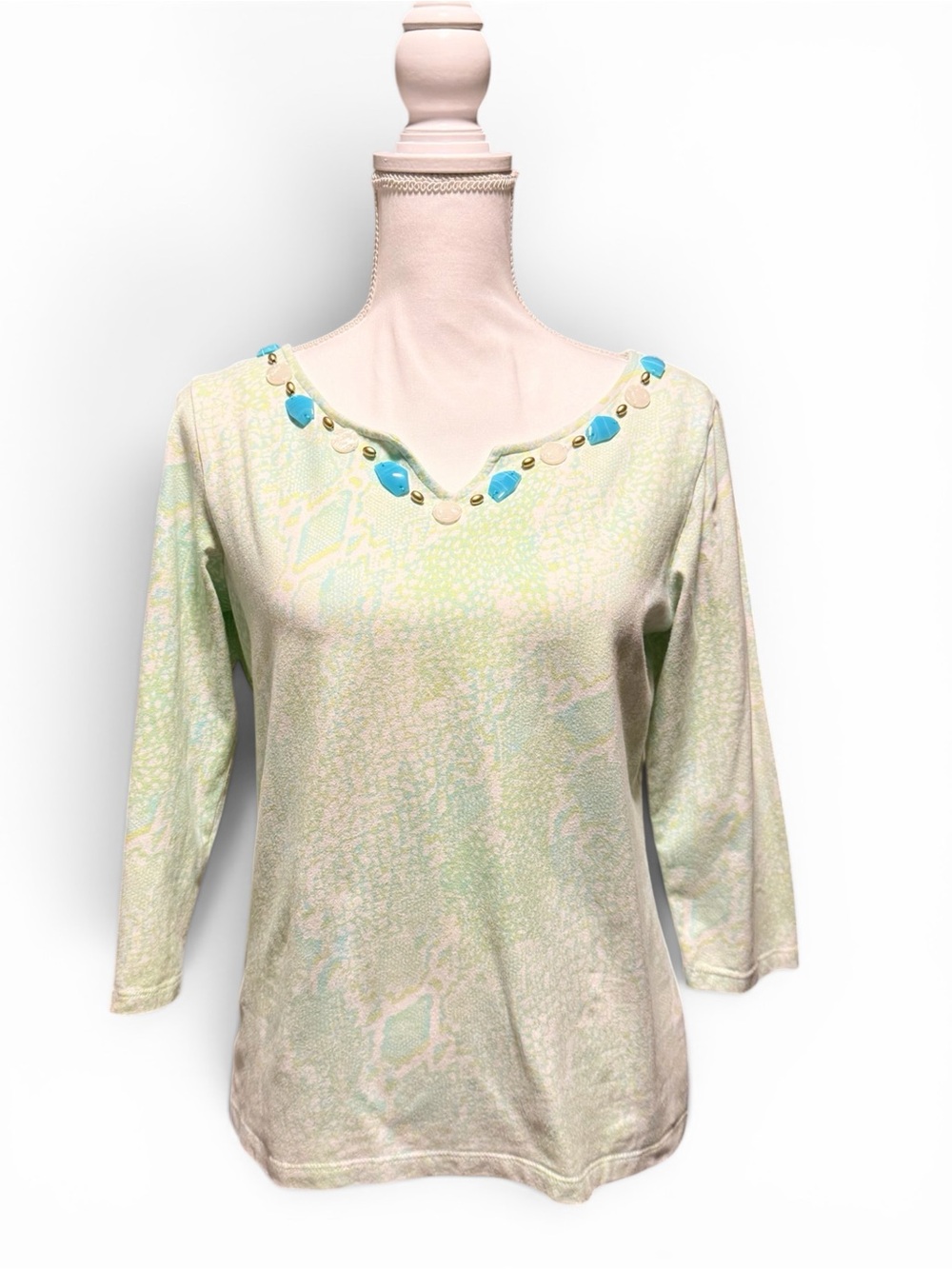 hearts of palm Light Green Bead-Trimmed V-Neck Long Sleeve Top Size Medium